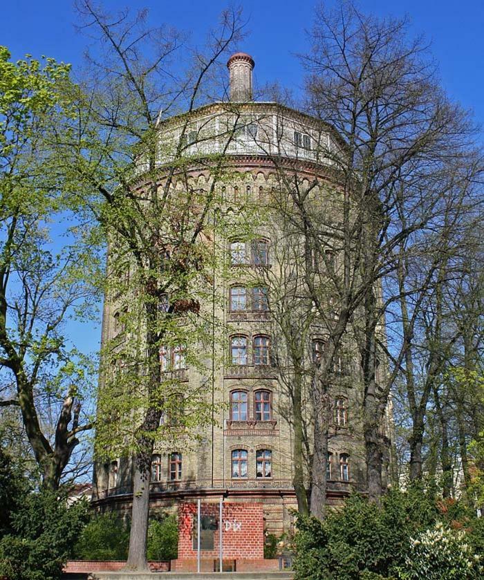 Schones 2-zimmer-apartment In Kollwitzplatz-nahe Berlijn