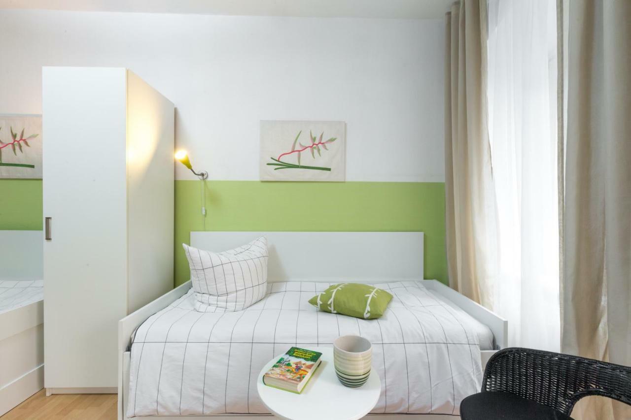 Schones 2-zimmer-apartment In Kollwitzplatz-nahe Appartement *
