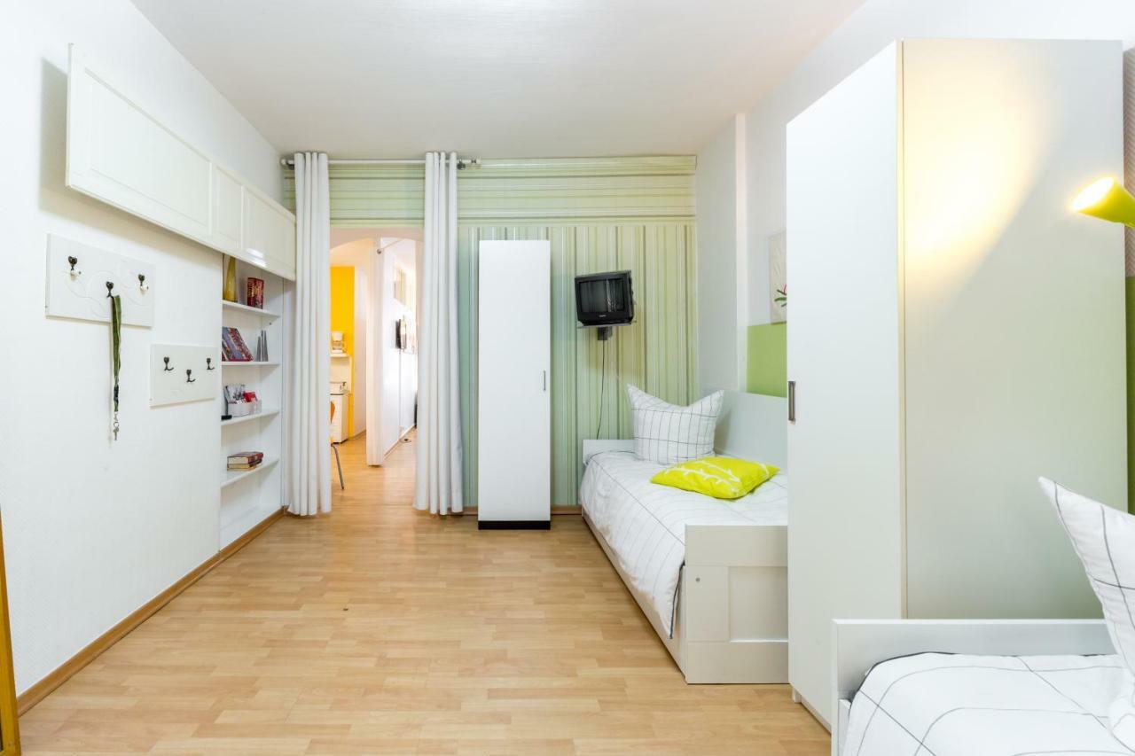 Schones 2-zimmer-apartment In Kollwitzplatz-nahe Appartement